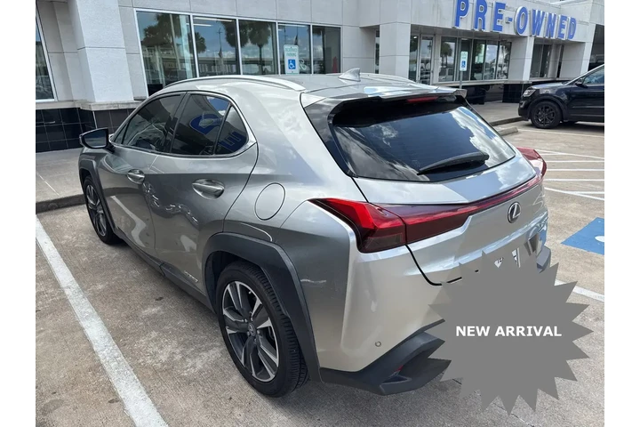 $23991 : Lexus UX 250h 2019 AWD 4dr C image 4