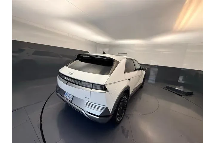 $28887 : Hyundai IONIQ 5 2023 AWD Lim image 5