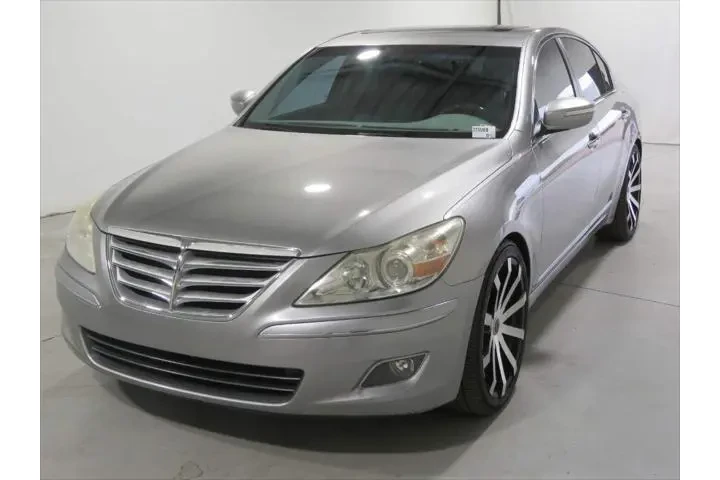 $8950 : Hyundai Genesis 2010 4.6L V8 image 1