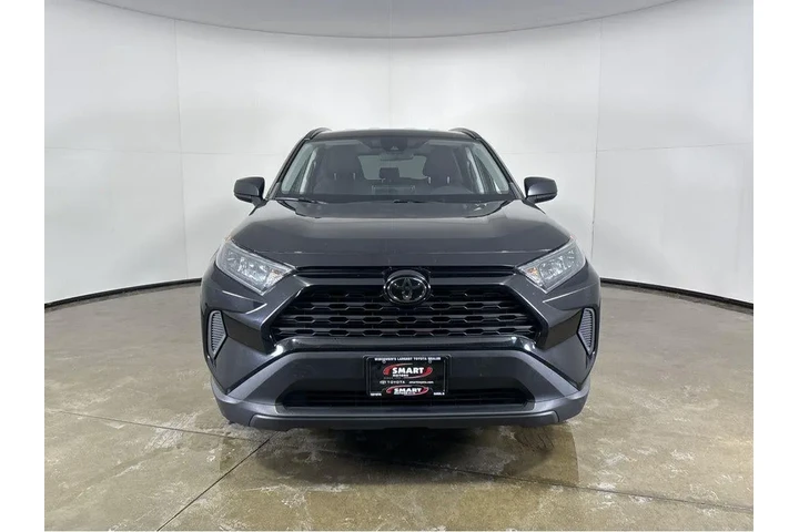 2019 RAV4 LE image 10