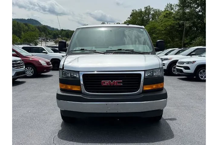 $22875 : GMC Savana 2023 2500 3dr Car image 9