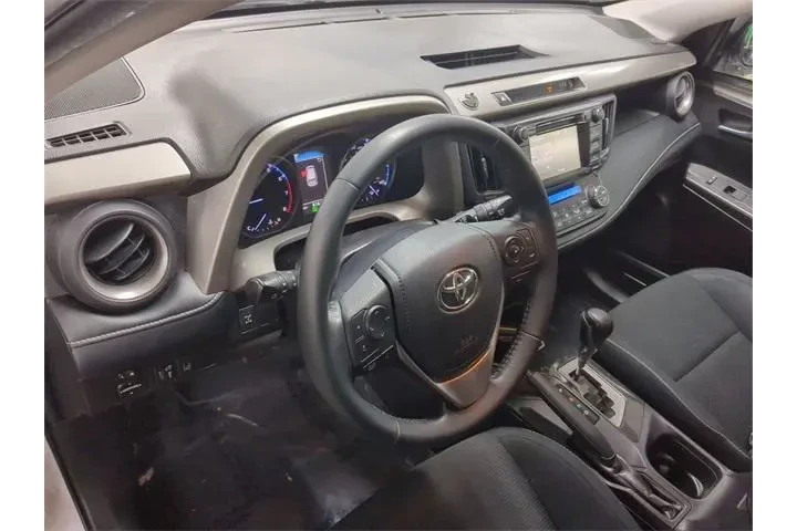 $19000 : Toyota RAV4 2018 AWD Adventu image 10