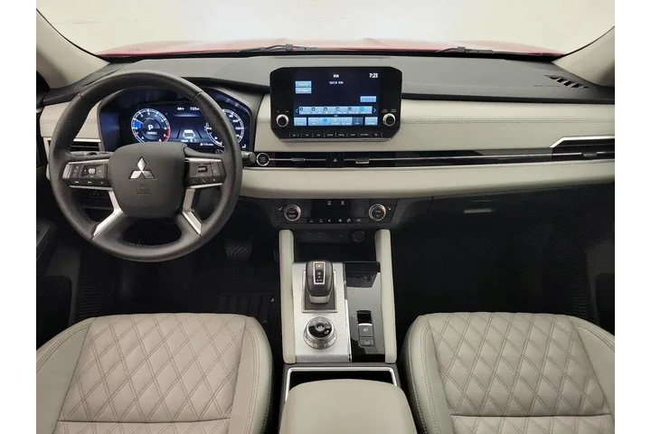 $24998 : Mitsubishi Outlander 2024 SE image 9