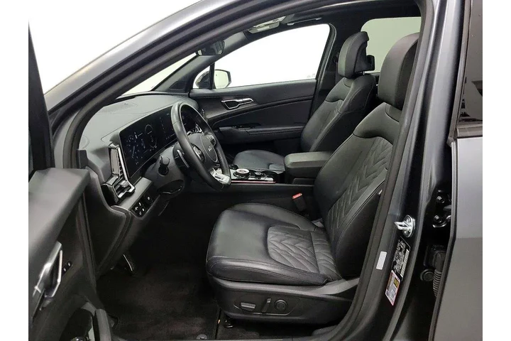 $35998 : Kia Sportage Plug-In Hybrid image 10