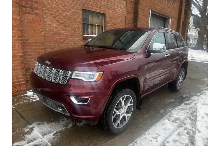 $21000 : 2019 Grand Cherokee Overland image 2