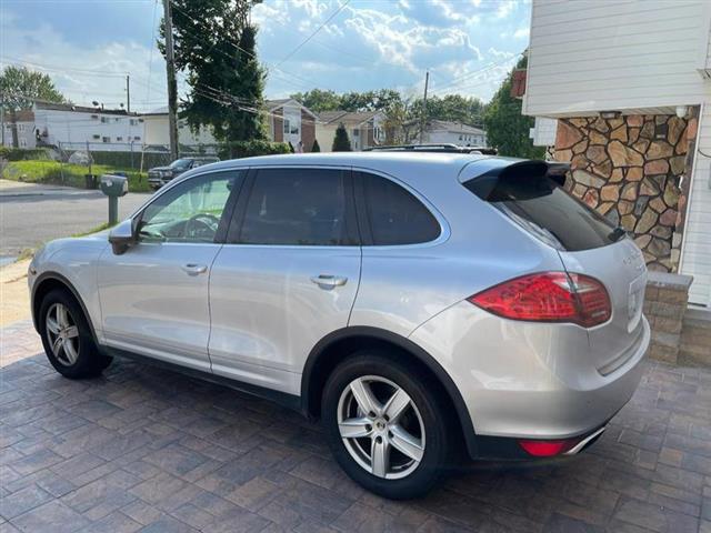 $25999 : Used 2013 Cayenne AWD 4dr Tip image 6