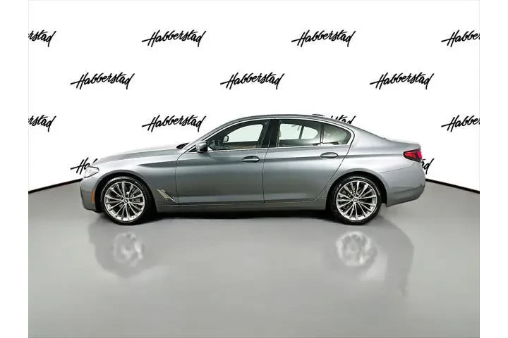 $38300 : BMW 5 Series 2023 AWD 530i x image 8