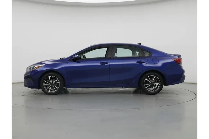 $19998 : Kia Forte 2023 LXS 4dr Sedan image 3