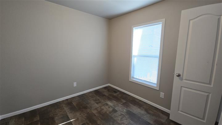 $145000 : NEW 2 BEDROOMS, DOUBLE WIDE image 4