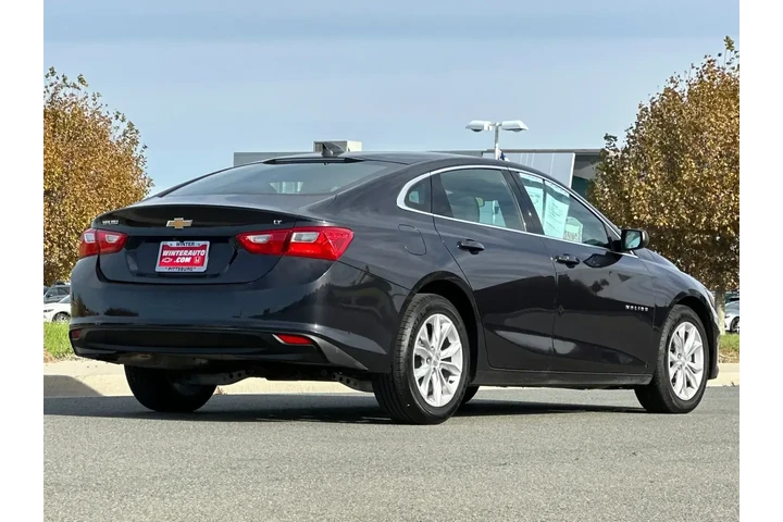 $18272 : Chevrolet Malibu 2023 LT 4dr image 4