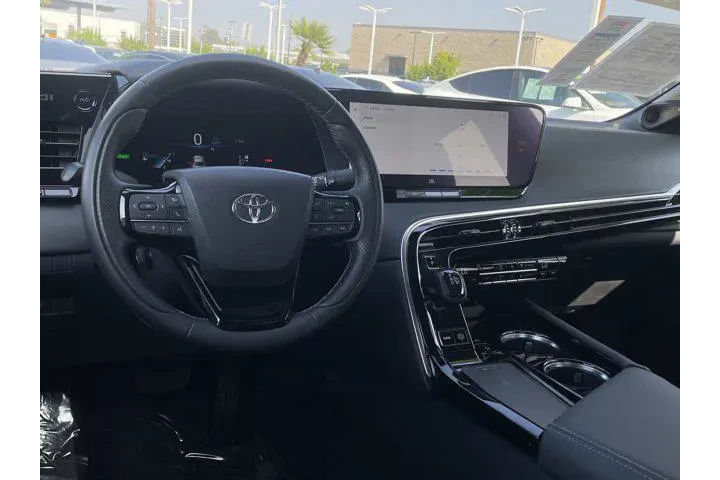 $10995 : Toyota Mirai 2023 XLE 4dr Se image 6