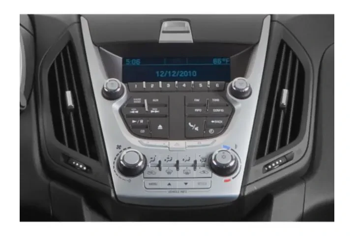 $8270 : Chevrolet Equinox 2015 LT 4d image 9