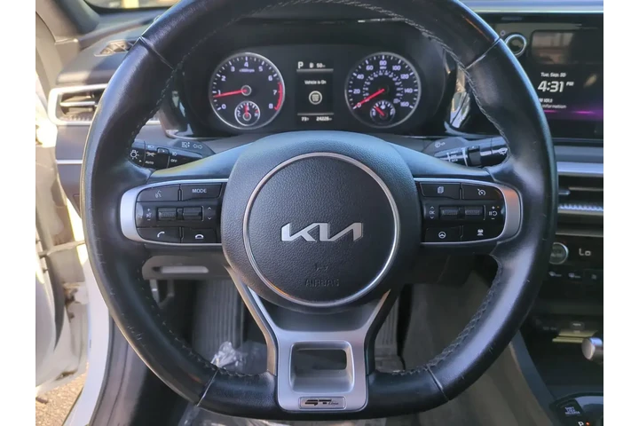 $26445 : Kia K5 2024 GT-Line 4dr Seda image 9