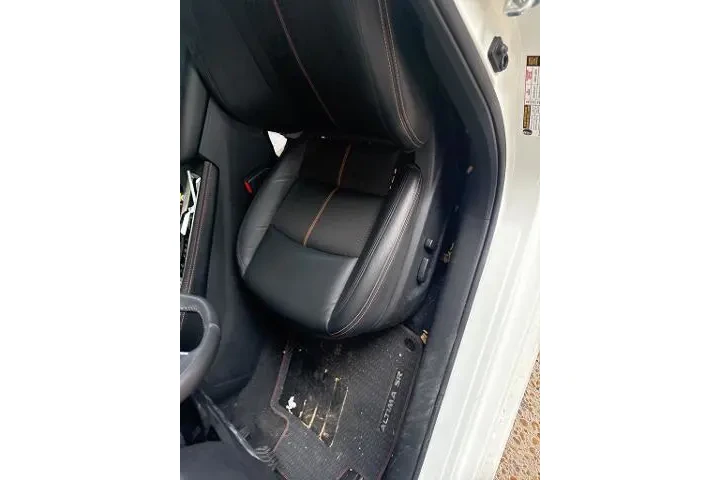 $21272 : Nissan Altima 2022 2.5 SR 4d image 6