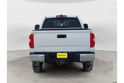 $39888 : Toyota Tundra 2020 4x4 SR5 4 thumbnail