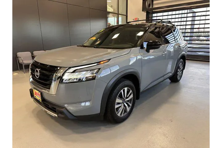$35595 : Nissan Pathfinder 2024 AWD S image 2