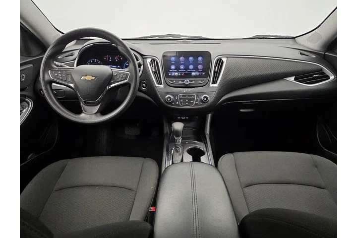 $17998 : Chevrolet Malibu 2023 LT 4dr image 9