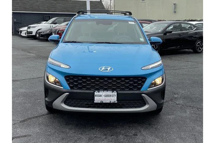 $17495 : Hyundai KONA 2023 AWD SEL 4d image 2