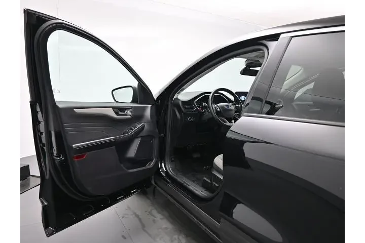 $19877 : Ford Escape 2022 SE 4dr SUV image 9