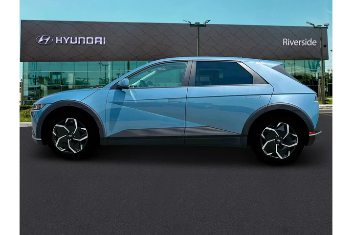 $17991 : Hyundai IONIQ 5 2024 SE 4dr image 3