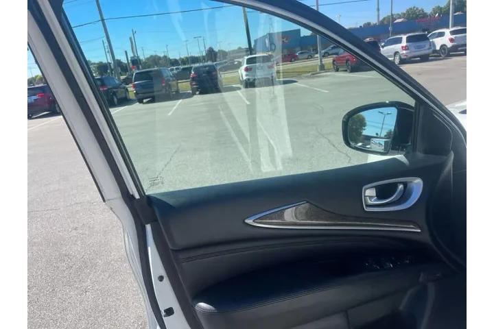 $9850 : 2015 QX60 image 10