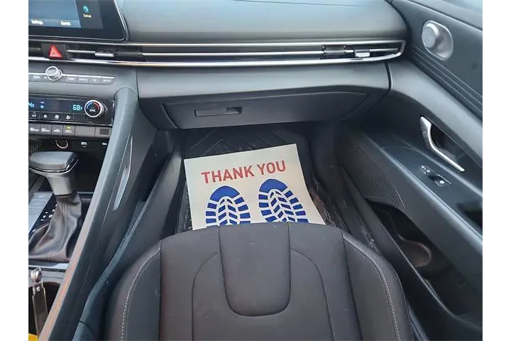 $12995 : Hyundai ELANTRA 2024 SEL 4dr image 10