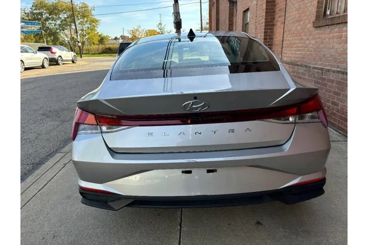 $11450 : 2021 Elantra SE image 3