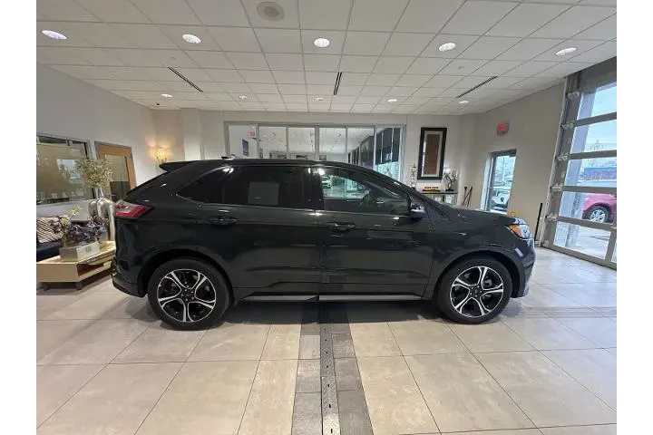 $34489 : Ford Edge 2023 AWD ST 4dr Cr image 2
