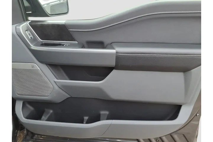 $39500 : Ford F-150 2023 4x4 XLT 4dr image 9