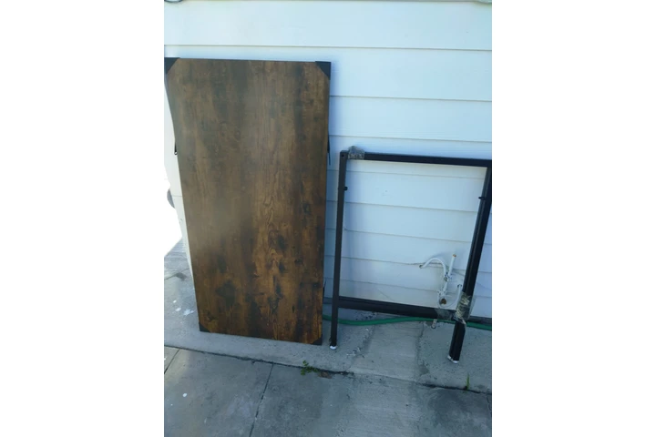 $100 : mesa de barrita image 1