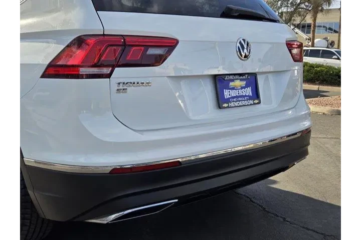 $15991 : Volkswagen Tiguan 2020 SE 4d image 5