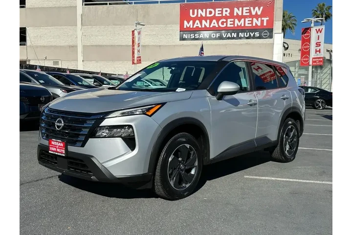 $21998 : Nissan Rogue 2024 AWD SV 4dr image 2