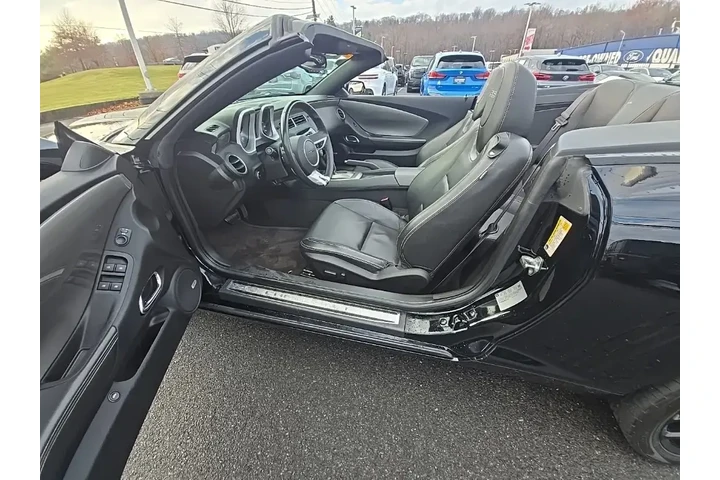 $18990 : Chevrolet Camaro 2011 SS 2dr image 10