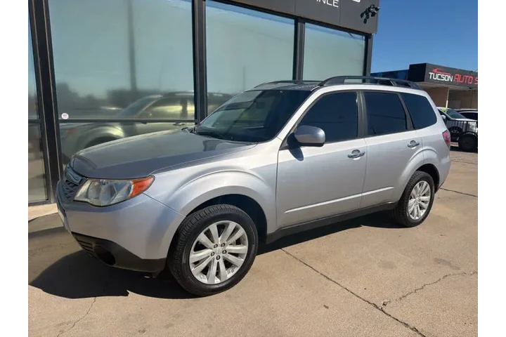 $7995 : 2012 Forester image 1