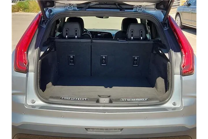 $34995 : Cadillac XT4 2024 Premium Lu image 9