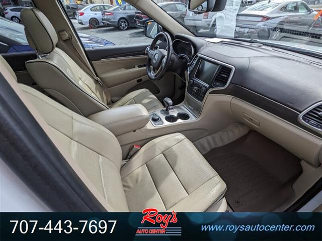 $13995 : 2015 Grand Cherokee Overland image 9