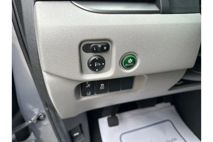 $33995 : Honda Pilot 2022 AWD SE 4dr image 9