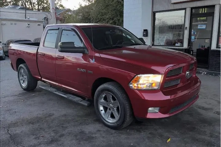$7600 : 2010 Ram 1500 SLT image 3