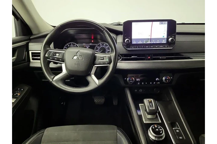 $22998 : Mitsubishi Outlander 2024 SE image 10
