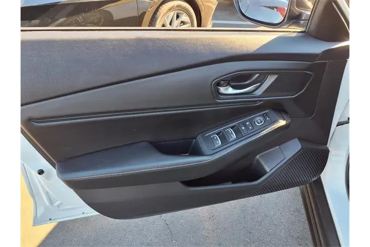 $26735 : Honda Accord Hybrid 2024 Spo image 10