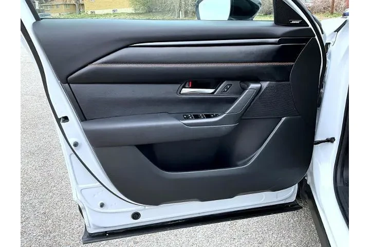 $28985 : Mazda CX-50 2023 AWD 2.5 S P image 10