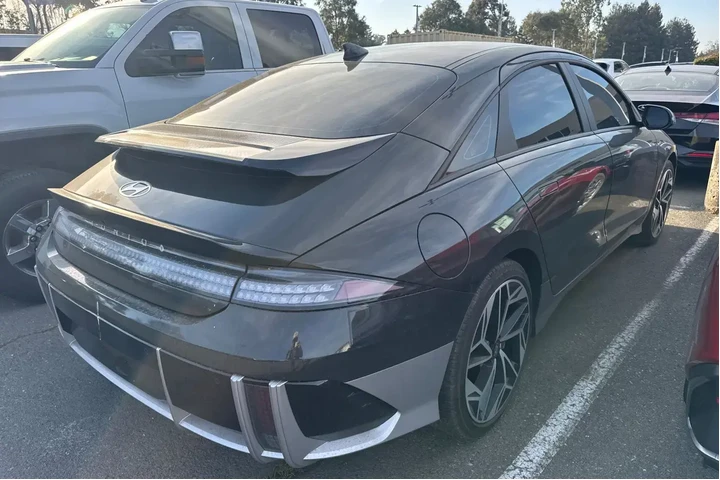 $25990 : Hyundai IONIQ 6 2024 SEL 4dr image 3