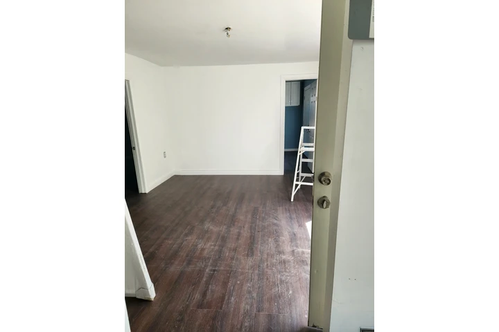 $2650 : Casa de renta 2 recámaras image 4