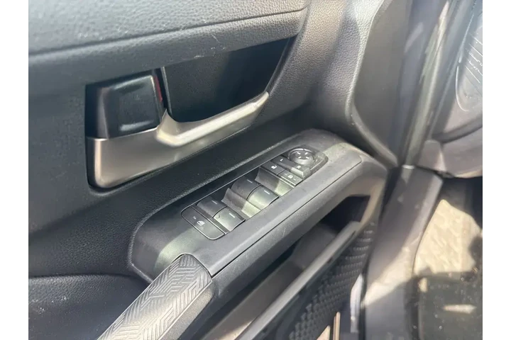 $39385 : Toyota Tacoma 2024 4x4 SR5 4 image 6