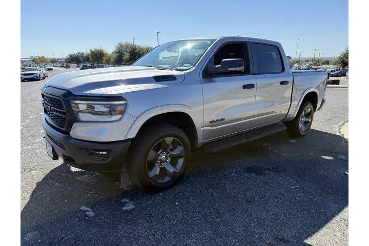 $39389 : Ram 1500 2024 4x4 Big Horn 4 image 7