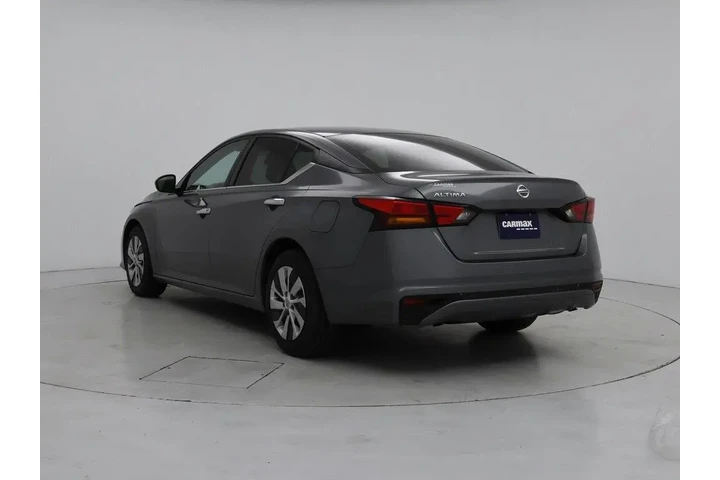 $17998 : Nissan Altima 2022 2.5 S 4dr image 2
