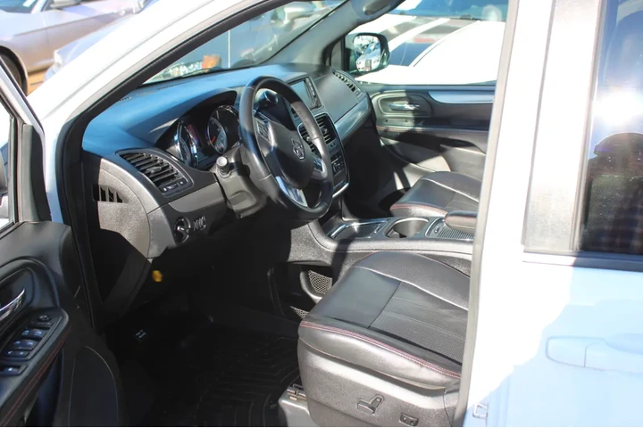 $9495 : 2016 Grand Caravan 4dr Wgn R/T image 7