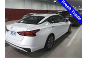 $20516 : Nissan Altima 2023 2.5 SV 4d thumbnail