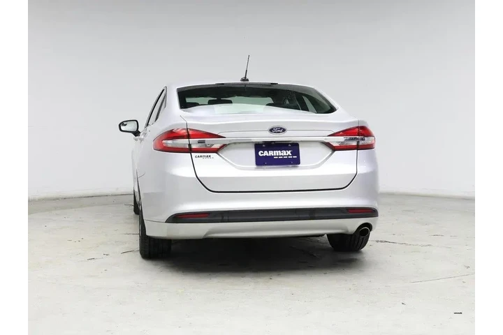 $12998 : Ford Fusion Hybrid 2018 SE 4 image 6