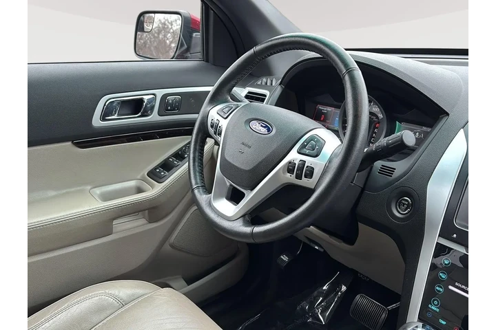 $16580 : 2015 Explorer Limited image 7